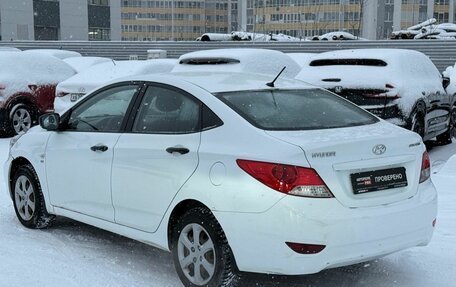 Hyundai Solaris II рестайлинг, 2011 год, 595 000 рублей, 4 фотография