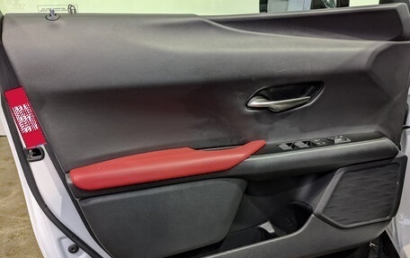 Lexus UX I, 2020 год, 3 335 000 рублей, 19 фотография