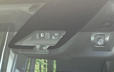 Toyota Voxy III, 2019 год, 2 375 000 рублей, 13 фотография