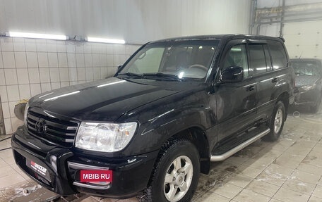 Toyota Land Cruiser 100 рестайлинг 2, 1999 год, 1 500 000 рублей, 2 фотография