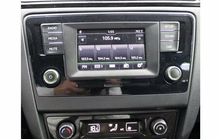 Skoda Rapid I, 2015 год, 1 299 000 рублей, 16 фотография