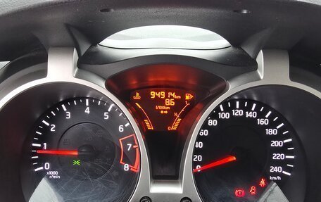 Nissan Juke II, 2013 год, 800 000 рублей, 10 фотография