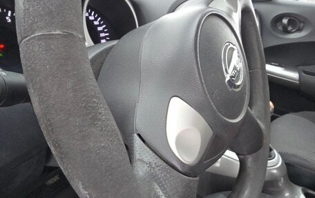 Nissan Juke II, 2013 год, 800 000 рублей, 18 фотография