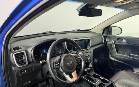 KIA Sportage IV рестайлинг, 2019 год, 2 640 000 рублей, 8 фотография