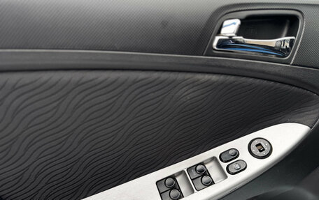 Hyundai Solaris II рестайлинг, 2012 год, 440 000 рублей, 9 фотография