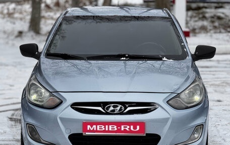 Hyundai Solaris II рестайлинг, 2012 год, 440 000 рублей, 2 фотография