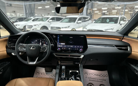 Lexus RX IV рестайлинг, 2025 год, 7 500 000 рублей, 17 фотография