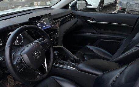 Toyota Camry, 2021 год, 2 750 000 рублей, 7 фотография