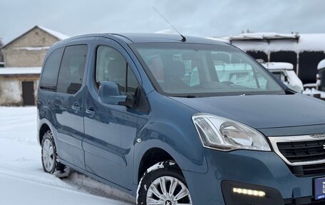 Peugeot Partner II рестайлинг 2, 2016 год, 1 020 000 рублей, 8 фотография