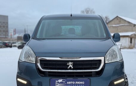 Peugeot Partner II рестайлинг 2, 2016 год, 1 020 000 рублей, 9 фотография