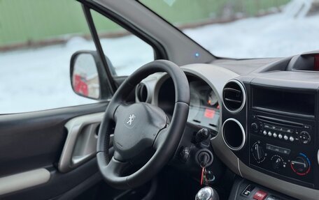 Peugeot Partner II рестайлинг 2, 2016 год, 1 020 000 рублей, 14 фотография