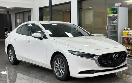 Mazda 3, 2021 год, 1 850 000 рублей, 3 фотография