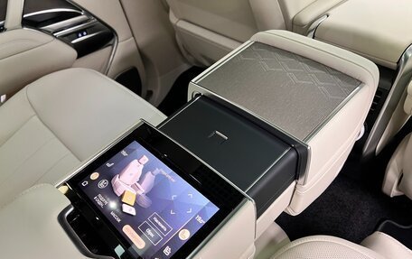 Land Rover Range Rover IV рестайлинг, 2025 год, 29 000 000 рублей, 19 фотография