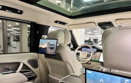 Land Rover Range Rover IV рестайлинг, 2025 год, 29 000 000 рублей, 29 фотография