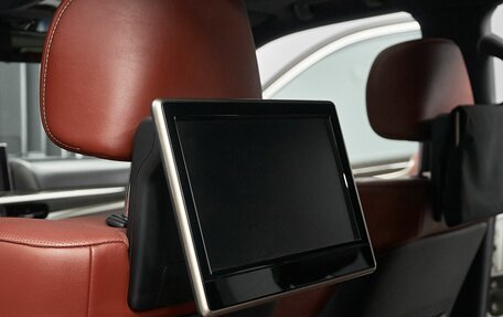 Lexus LX III, 2017 год, 6 800 000 рублей, 11 фотография