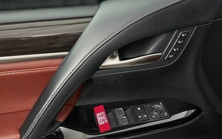 Lexus LX III, 2017 год, 6 800 000 рублей, 21 фотография