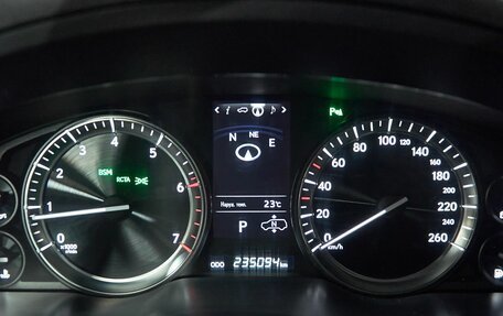 Lexus LX III, 2017 год, 6 800 000 рублей, 33 фотография