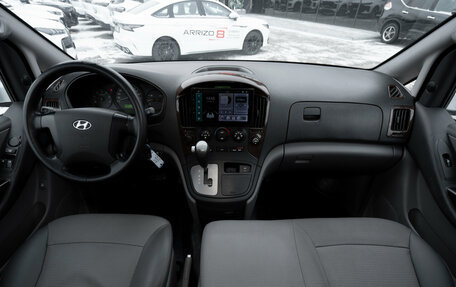 Hyundai Grand Starex Grand Starex I рестайлинг 2, 2010 год, 945 000 рублей, 8 фотография