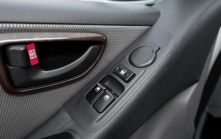 Hyundai Grand Starex Grand Starex I рестайлинг 2, 2010 год, 945 000 рублей, 21 фотография