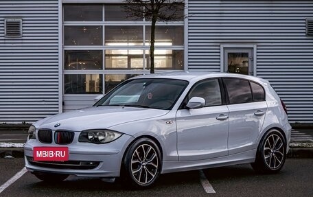 BMW 1 серия, 2010 год, 795 000 рублей, 1 фотография