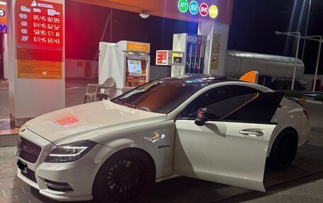 Mercedes-Benz CLS, 2012 год, 2 700 000 рублей, 2 фотография