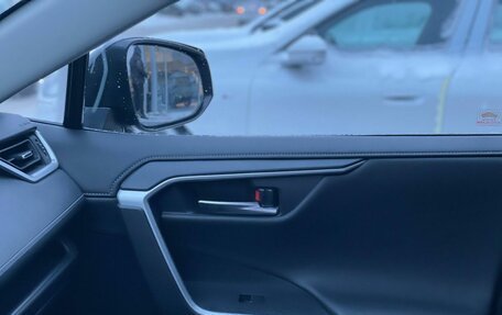 Toyota RAV4, 2020 год, 3 300 000 рублей, 11 фотография