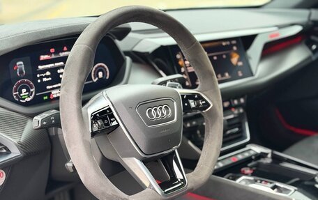 Audi e-tron GT, 2022 год, 10 500 000 рублей, 9 фотография