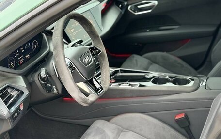 Audi e-tron GT, 2022 год, 10 500 000 рублей, 8 фотография