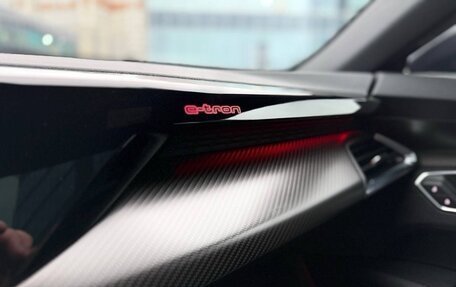 Audi e-tron GT, 2022 год, 10 500 000 рублей, 16 фотография