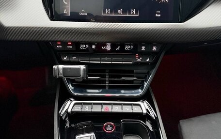 Audi e-tron GT, 2022 год, 10 500 000 рублей, 19 фотография