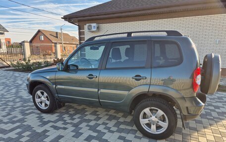 Chevrolet Niva I рестайлинг, 2017 год, 931 000 рублей, 12 фотография