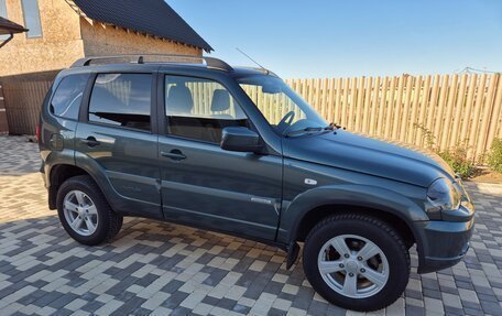 Chevrolet Niva I рестайлинг, 2017 год, 931 000 рублей, 18 фотография