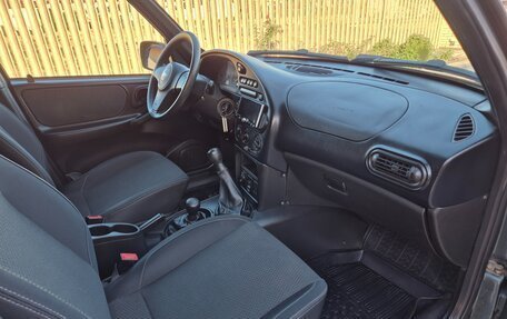 Chevrolet Niva I рестайлинг, 2017 год, 931 000 рублей, 22 фотография