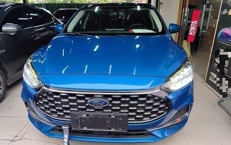 Ford Focus IV, 2022 год, 1 564 000 рублей, 2 фотография