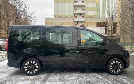 Hyundai Staria, 2025 год, 8 300 000 рублей, 4 фотография