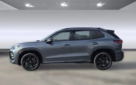 Volkswagen Tiguan, 2025 год, 4 834 000 рублей, 2 фотография