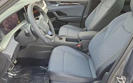 Volkswagen Tiguan, 2025 год, 4 834 000 рублей, 4 фотография