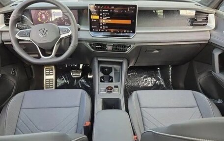 Volkswagen Tiguan, 2025 год, 4 834 000 рублей, 13 фотография