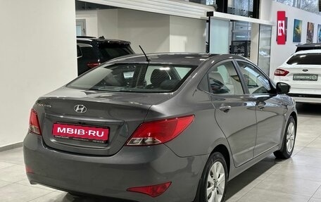 Hyundai Solaris II рестайлинг, 2016 год, 999 900 рублей, 6 фотография