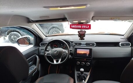 Renault Duster, 2021 год, 1 700 000 рублей, 12 фотография