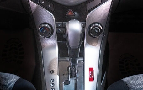 Chevrolet Cruze II, 2010 год, 949 000 рублей, 13 фотография