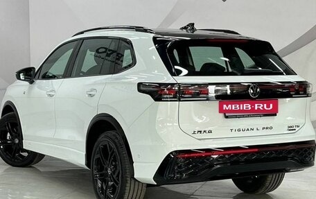 Volkswagen Tiguan II, 2025 год, 4 929 000 рублей, 7 фотография