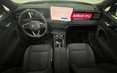 Volkswagen Tiguan II, 2025 год, 4 929 000 рублей, 10 фотография