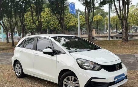 Honda Fit, 2021 год, 1 000 000 рублей, 3 фотография