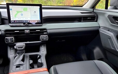 Toyota RAV4, 2025 год, 4 850 000 рублей, 12 фотография