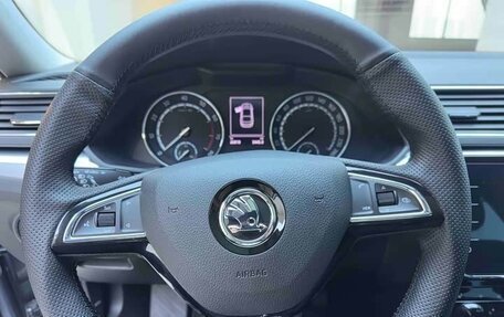 Skoda Superb III рестайлинг, 2022 год, 2 333 000 рублей, 11 фотография