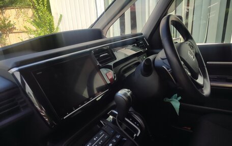 Honda Stepwgn IV, 2020 год, 2 150 000 рублей, 7 фотография