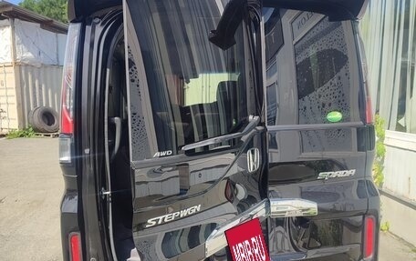 Honda Stepwgn IV, 2020 год, 2 150 000 рублей, 13 фотография