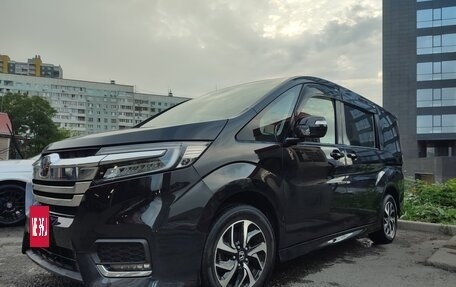 Honda Stepwgn IV, 2020 год, 2 150 000 рублей, 2 фотография