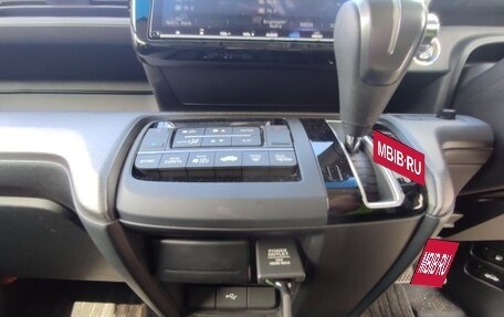 Honda Stepwgn IV, 2020 год, 2 150 000 рублей, 17 фотография